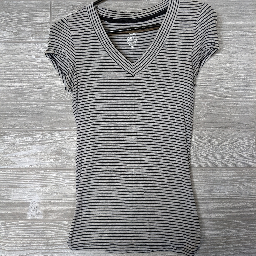 Mossimo Short Sleeve Striped Stretch Tee